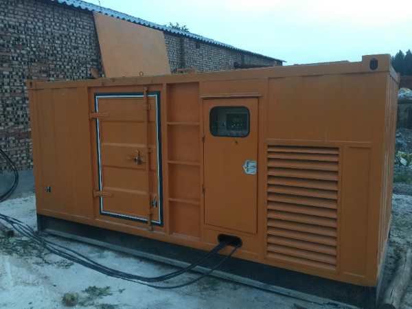 北碚发电机组长期使用中，电缆线的敷设路径有哪些要求？